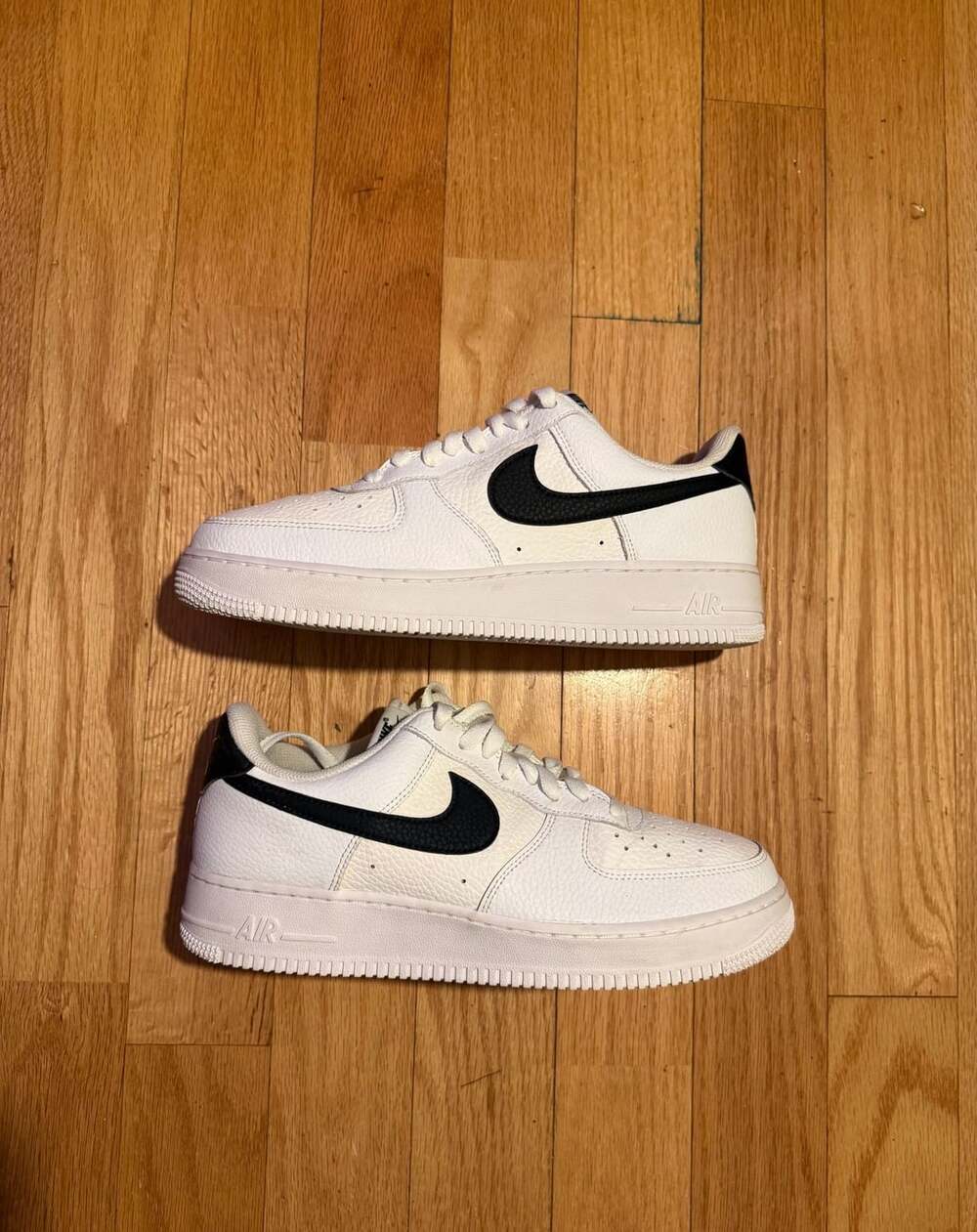Nike Air Force 1 White/Black Leather Sneaker Size 9.5